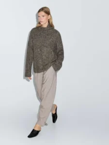 Pantaloni bombati con fibbia alla caviglia di colore grigio Massimo Dutti.