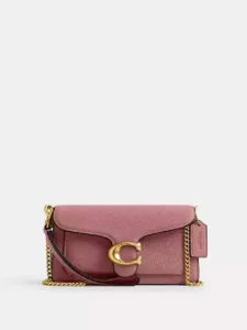 Borsa a tracolla Coach in pelle modello Tabby colore rosa