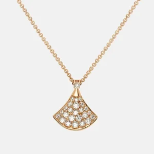Bvlgari collana Divas'Dream pre-owned in oro 18kt con diamanti su The Luxury Closet per la selezione Luxury Edit di Nice to be Woman