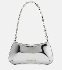 Jacquemus borsa Bisou small realizzata in materiale sintetico a specchio colore argento su Mytheresa per Nice to be Woman